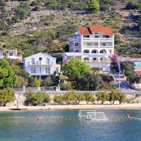 Apartments By The Sea Marina, Trogir - 9037 Eksteriør bilde