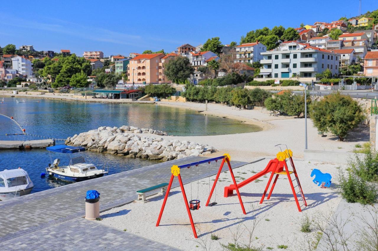 Apartments By The Sea Marina, Trogir - 9037 Eksteriør bilde